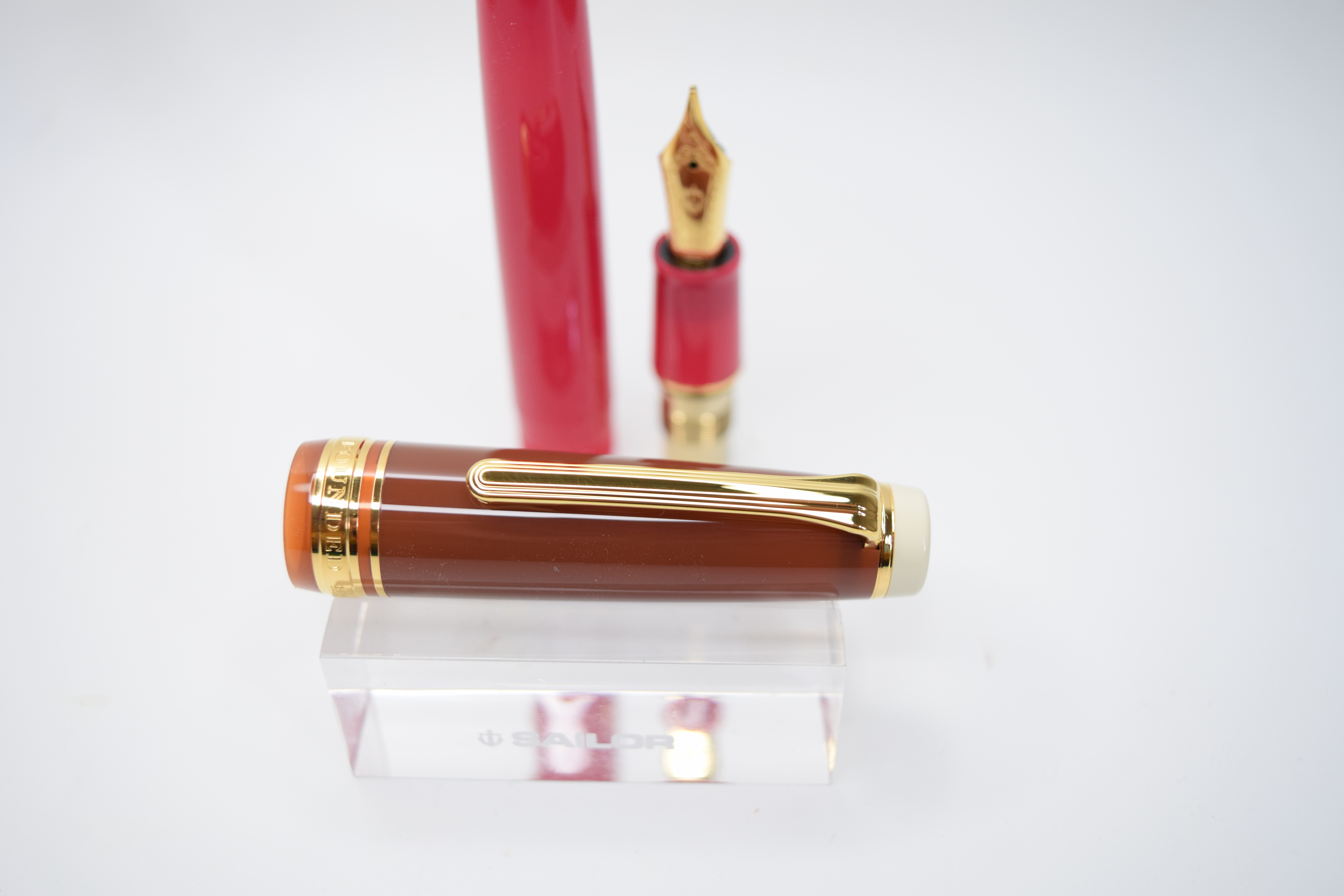 Sailor Europe Exclusive Cocktail "Parisian" PG Fountain Pen 21K